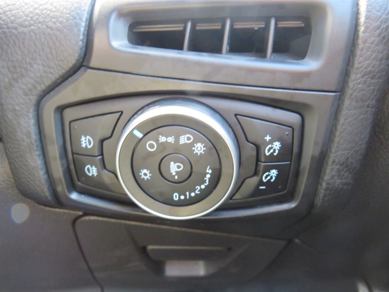 Ford Focus Hatchback 1.5 Tdci Zetec Euro 6 Ss 201616 Grey #20