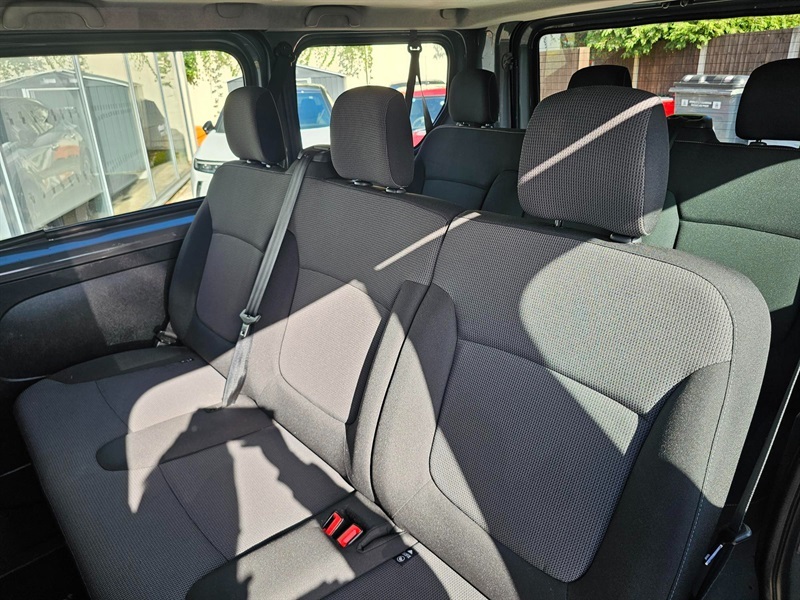 Renault Trafic 1.6 Sl27 Energy Dci Formula Edition 125 Bhp Grey #3