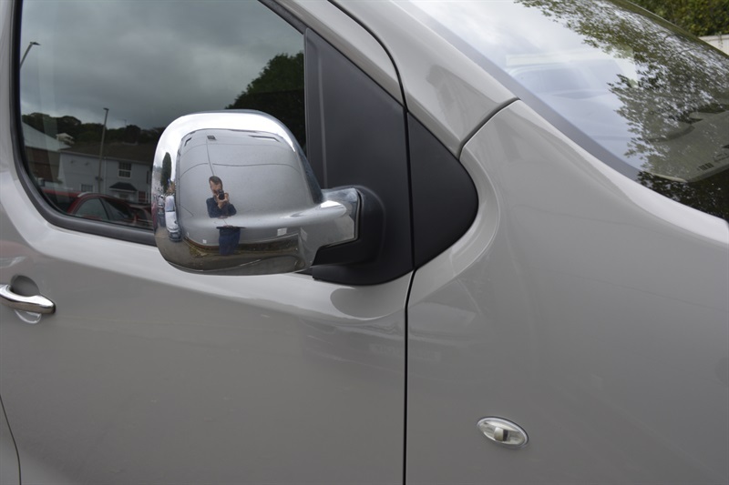 Vauxhall Vivaro 1.5 Turbo D 2700 Dynamic Panel Van 6Dr Manu Grey #28