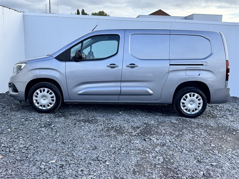 Vauxhall Combo 1.5 Turbo D 2300 Pro Panel Van 6Dr L Grey #4