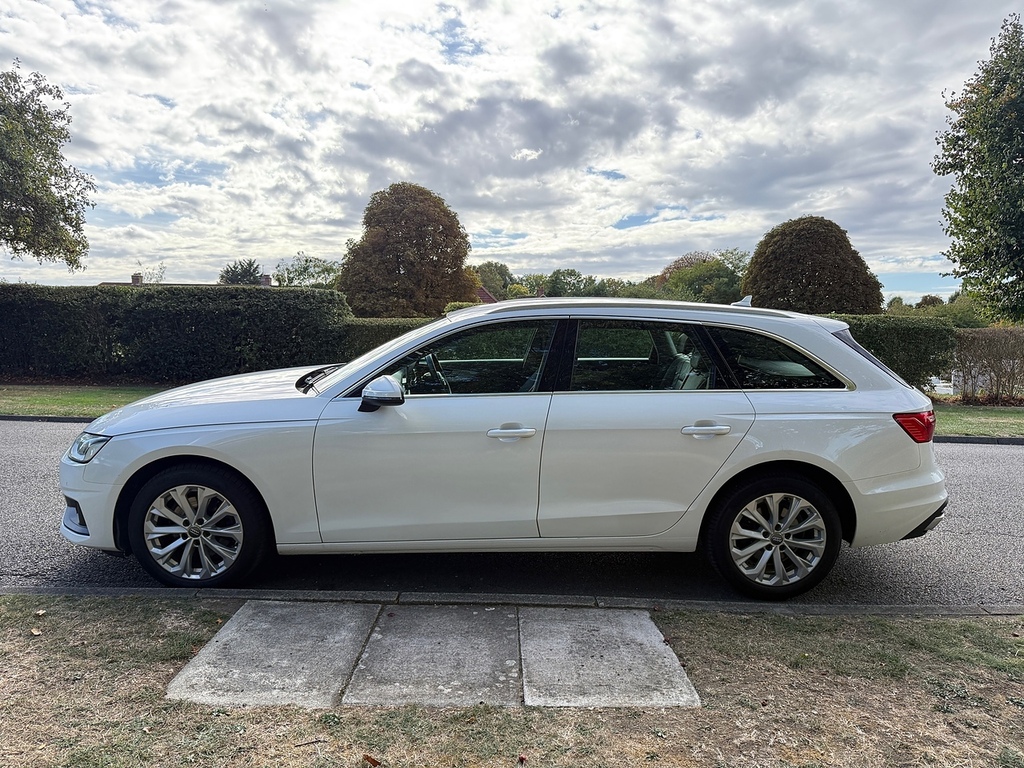 Audi A4 Avant Tdi Technik U3812 Ulez White #6