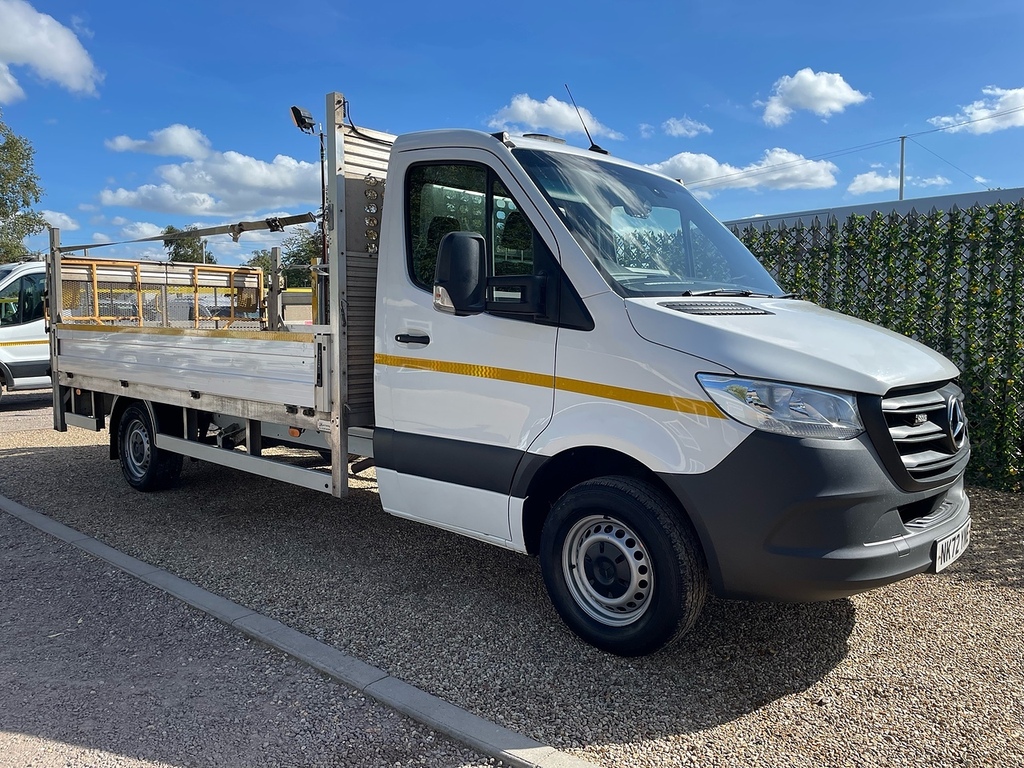 Mercedes-Benz Sprinter 315 2.0 Cdi Progressive L3 Lwb Dropside Tail Lift White