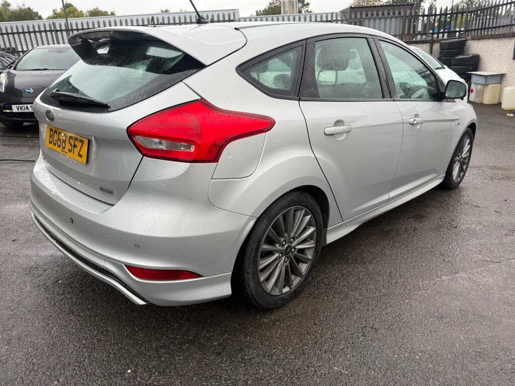 Ford Focus Hatchback 1.0T Ecoboost St-line Euro 6 Ss Silver #4