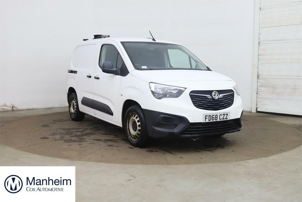 Vauxhall Combo 1.6 Turbo D 2300 Edition L1 H1 Euro 6 Ss White