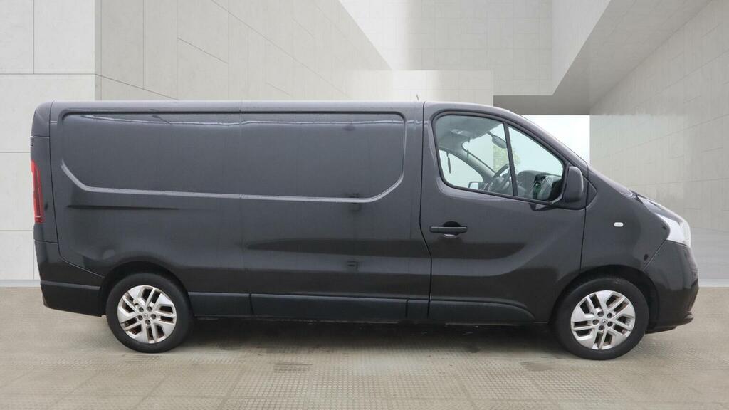 Renault Trafic 1.6L Sport Nav Silver #1
