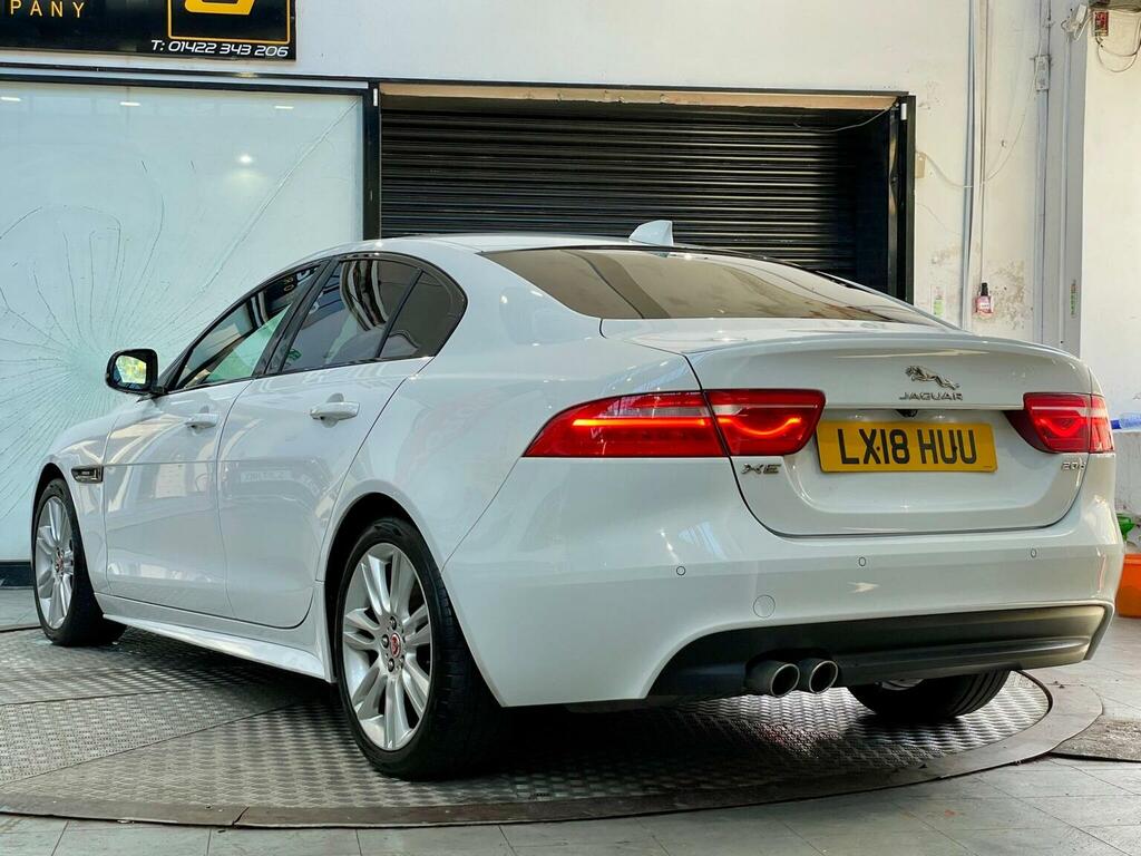 Jaguar XE 2.0D R-sport Euro 6 Ss White #4