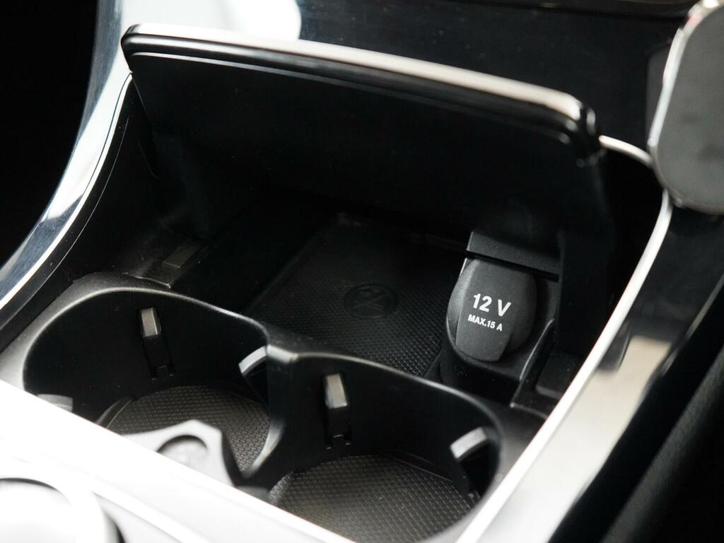 Mercedes-Benz C Class 2.1 C 220 D Amg Line Premium Plus 168 Bhp White #21