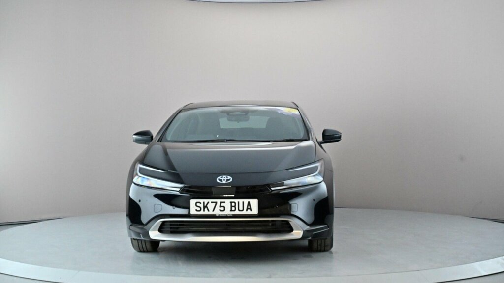Toyota Prius 2.0 13.6Kwh Design Hatchback Plug-in Hy Black #5
