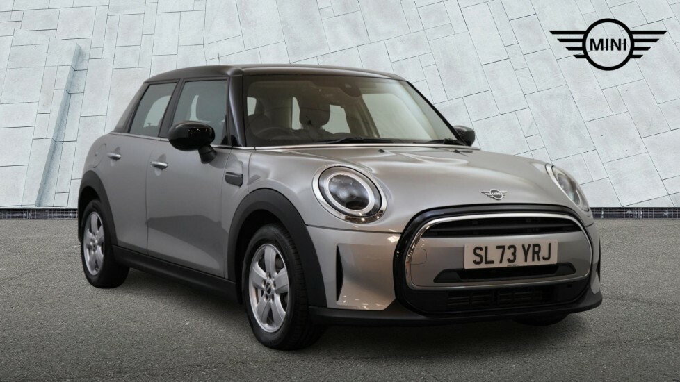 Mini Hatch 1.5 Cooper Classic Hatchback Steptronic Silver #2