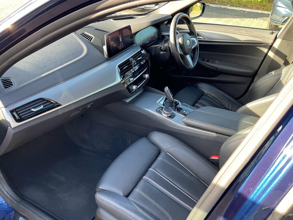 BMW 5 Series M Sport Black #33