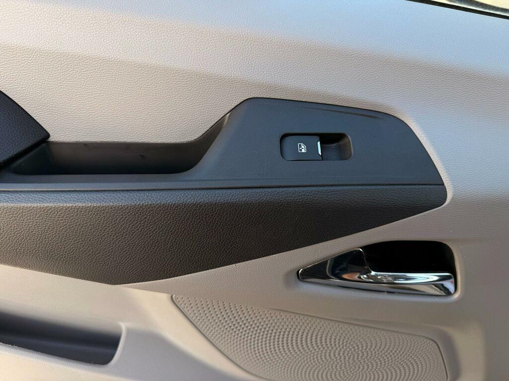 Maxus Deliver 9 9 2.0 D20 Lux Panel Van Fwd L3 H Blue #14