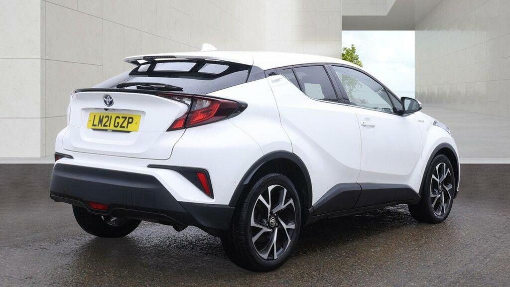 Toyota C-Hr 1.8 Vvt-h Design Cvt Euro 6 Ss White #4
