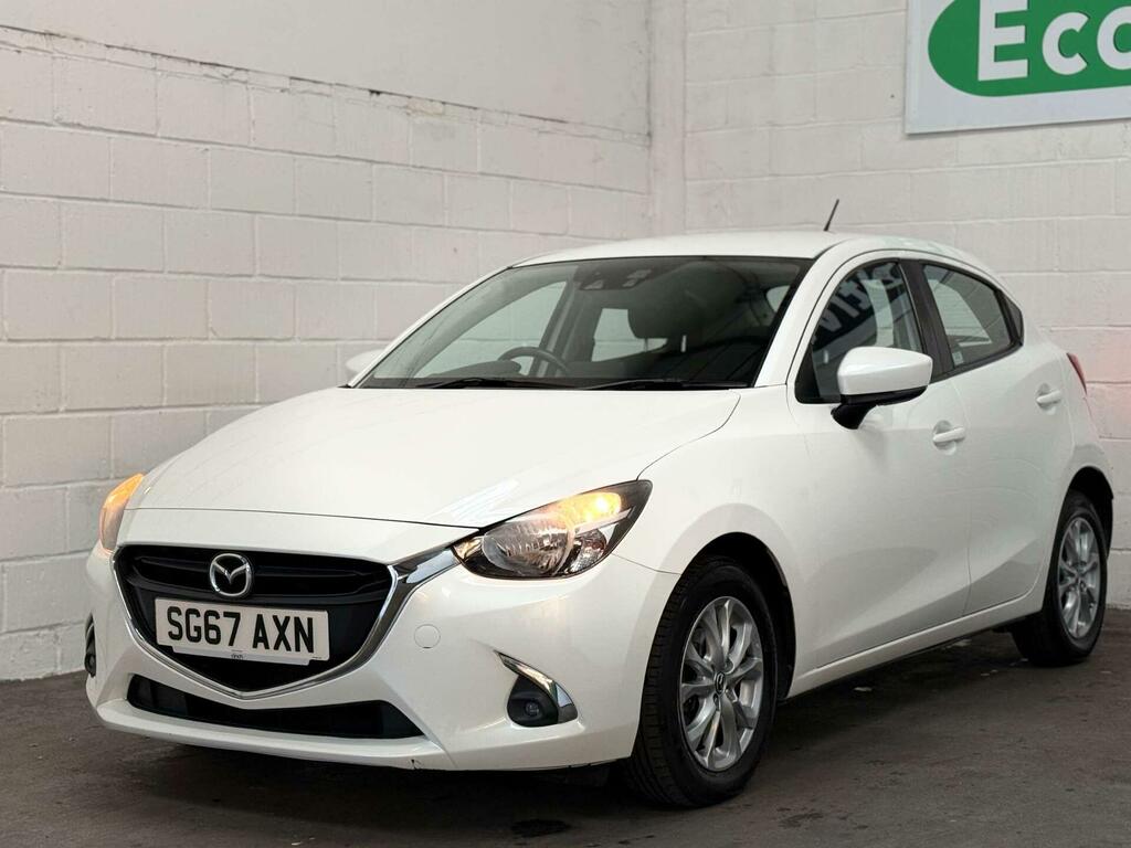 Mazda 2 Se-l Nav White #4