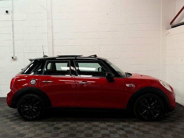 Mini Hatch 2.0 Cooper S Hatchback Euro 6 S S LP66MVE Red #4