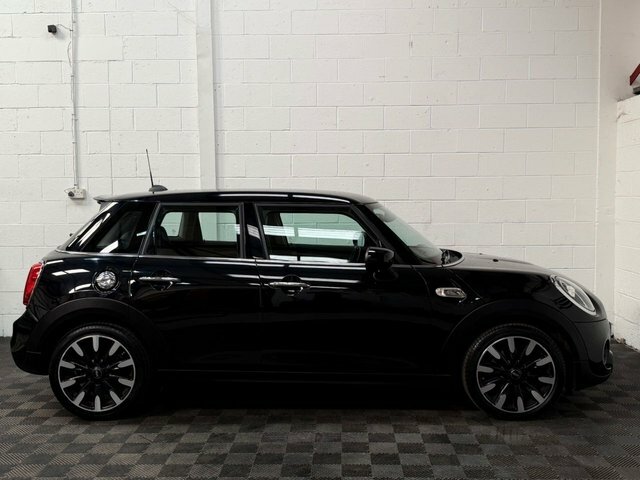 Mini Hatch 2.0 Cooper S Exclusive Hatchback Black #6