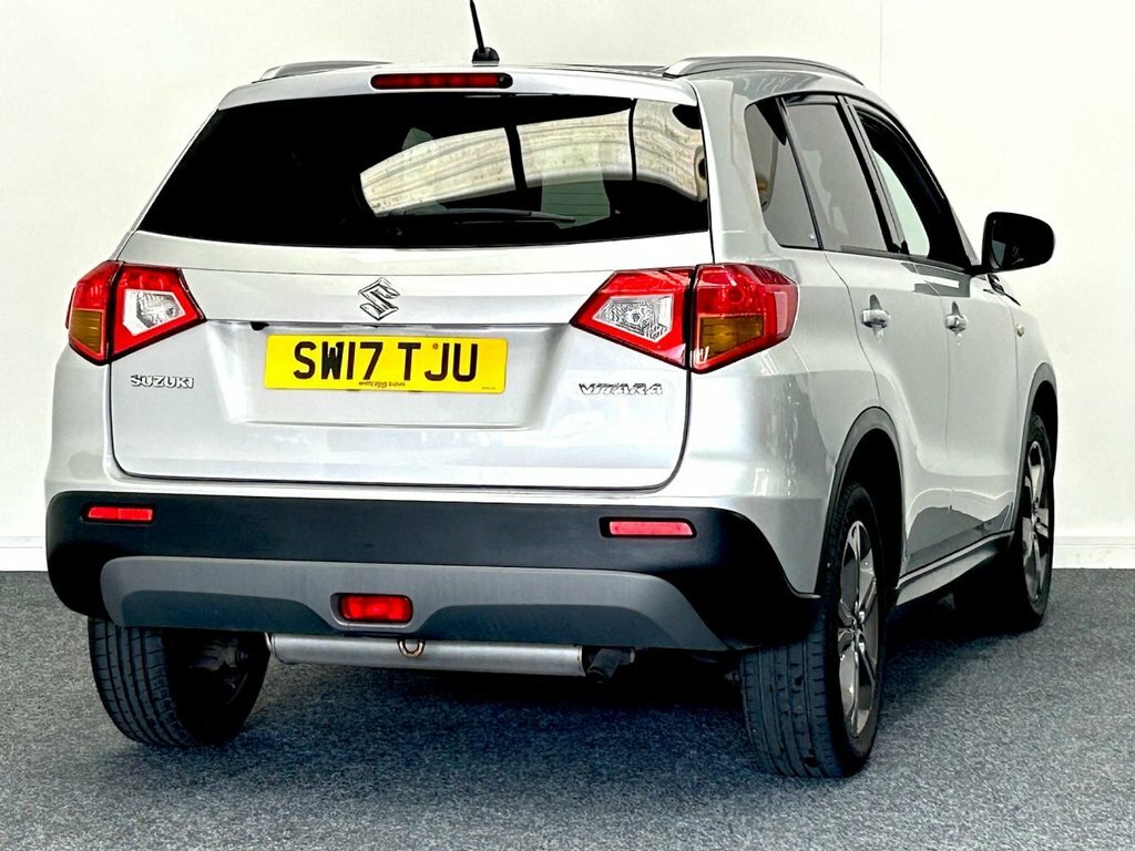 Suzuki Vitara 1.6L Sz-t Silver #4