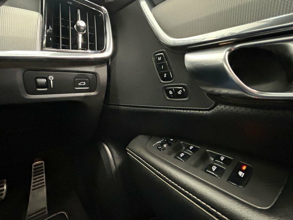 Volvo V90 2.0 D4 R Design Geartronic Grey #19