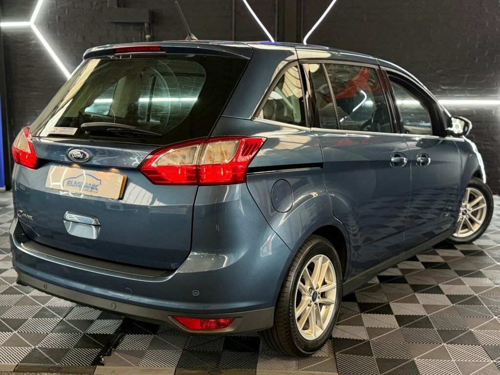 Ford C-Max 1.0T Ecoboost Titanium Red #30
