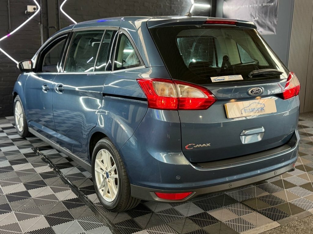 Ford C-Max 1.0T Ecoboost Titanium Red #24