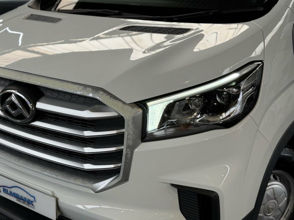 Maxus Deliver 9 Mpv White #3