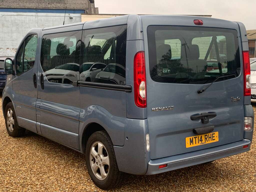 Renault Trafic Sl27 2.0 Td Dci Sl27 Sport 9 Seats Blue #5