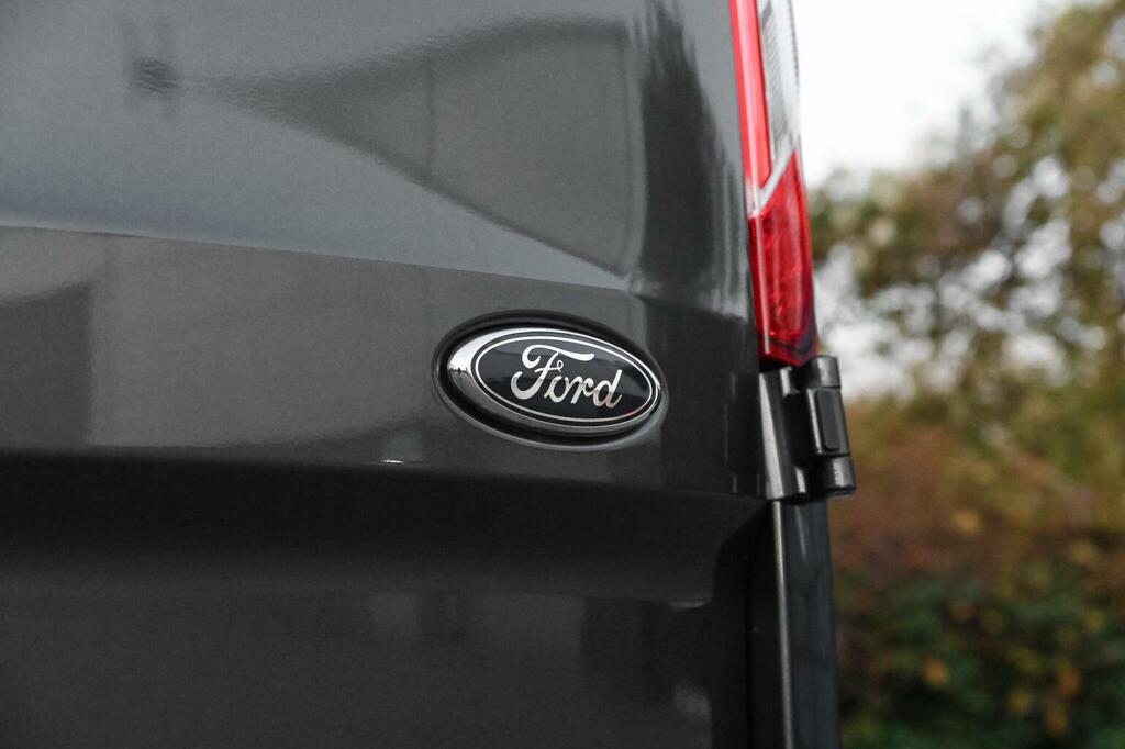 Ford Transit Custom 2.0 Ecoblue Limited L1h1 Swb Only 50K New Wet Belt Silver #56