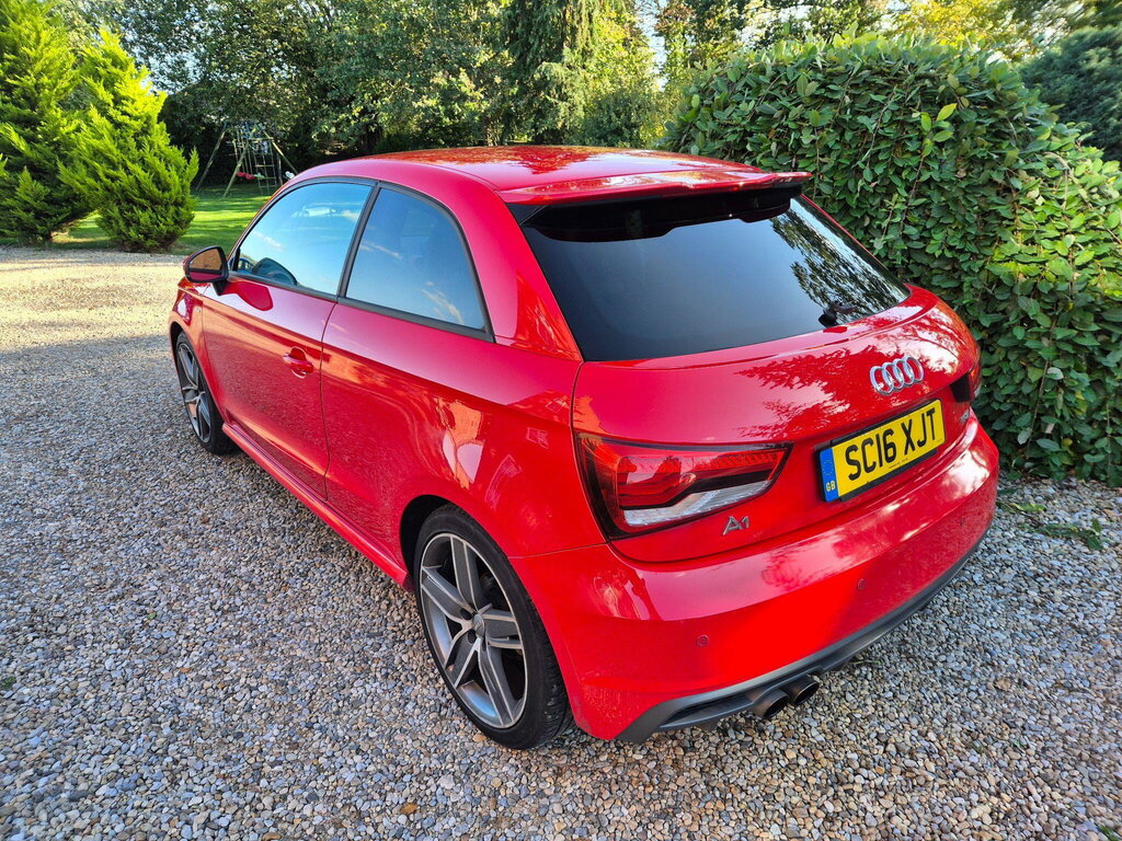 Audi A1 1.4 Tfsi Cod S Line Euro 6 Ss Red #3