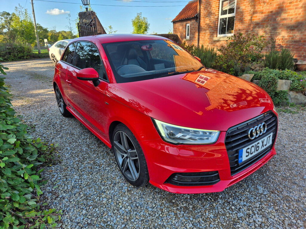 Audi A1 1.4 Tfsi Cod S Line Euro 6 Ss Red #5