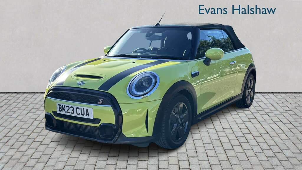 Mini Convertible 2.0 Cooper S Classic Premium 2023 Yellow