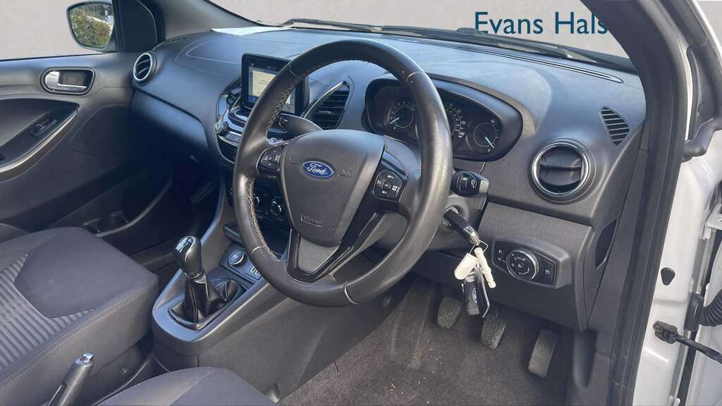 Ford KA+ 1.2 85 Active 2018 SC18ONX White #2