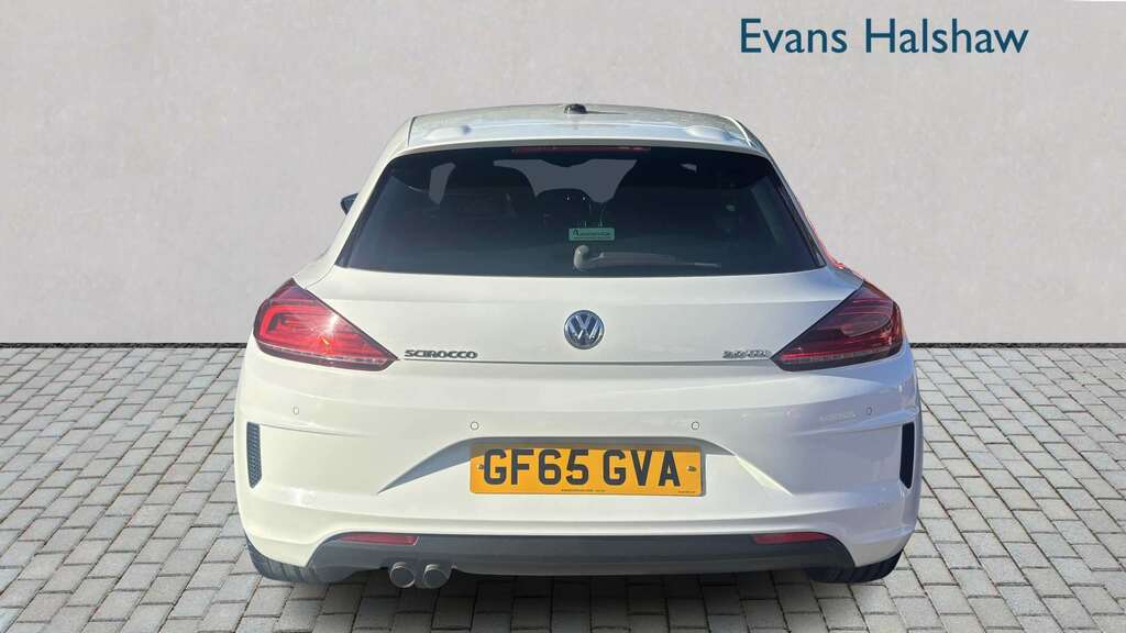 Volkswagen Scirocco 2.0 Tdi Bluemotion Tech R-line Dsg 2015 White #5