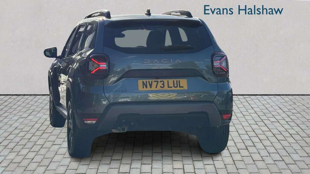 Dacia Duster 1.0 Tce 100 Bi-fuel Extreme 2023 NV73LUL Green #3