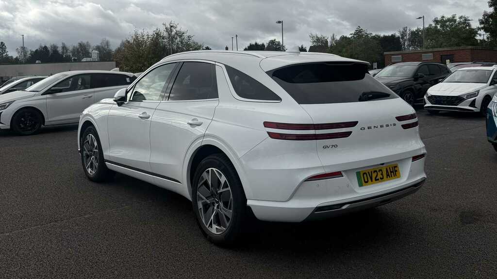 Genesis GV70 360Kw Sport 77Kwh Awd 2023 White #4