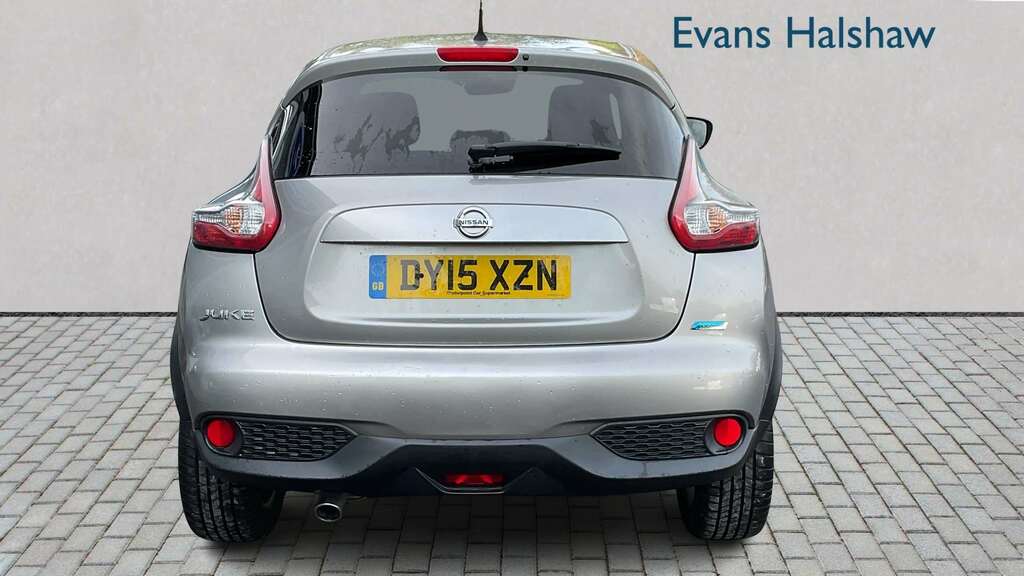 Nissan Juke 1.6 94 Visia Hatchback White #5