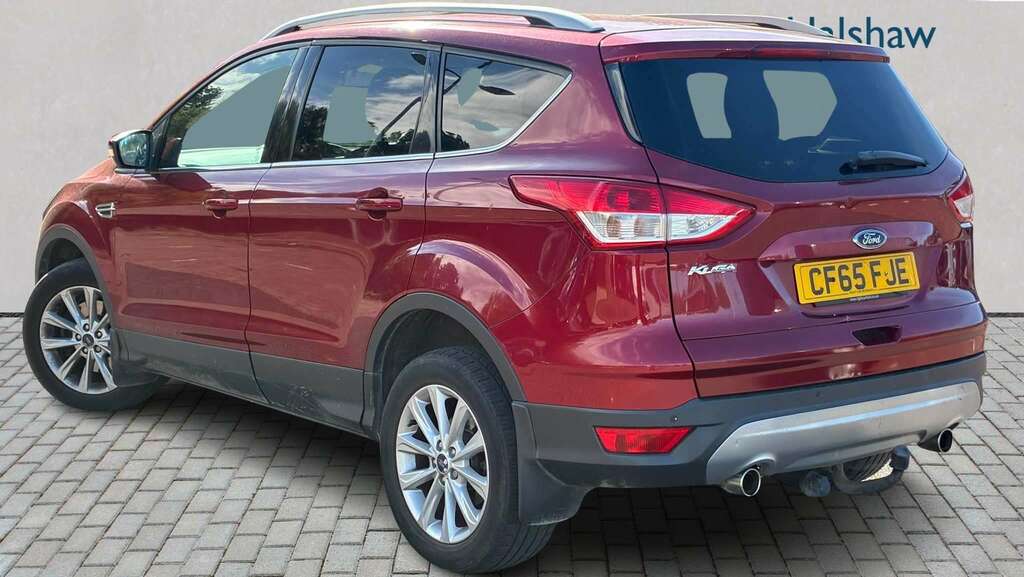 Ford Kuga 2.0 Tdci 150 Titanium 2Wd 2015 Red #3