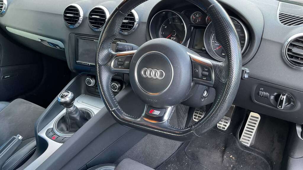 Audi TT 2.0T Fsi Black Edition 2014 Grey #6