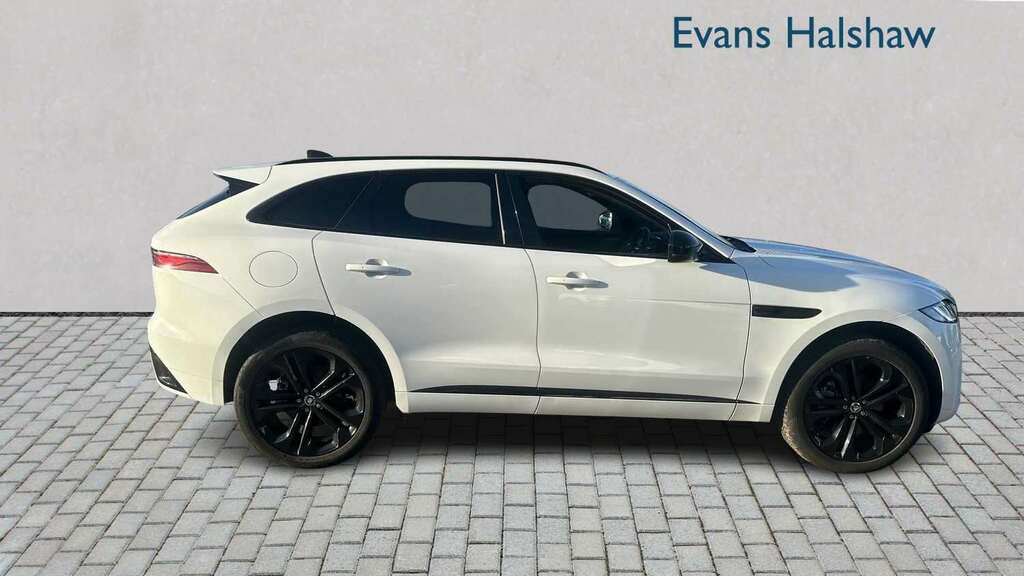 Jaguar F-Pace 2.0 D200 R-dynamic Hse Black Awd 2024 White #5