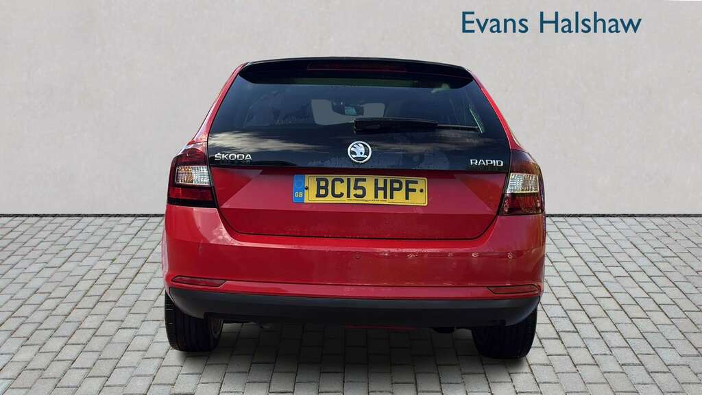 Skoda Rapid Spaceback 1.6 Tdi Cr Se Sport 2015 Red #5