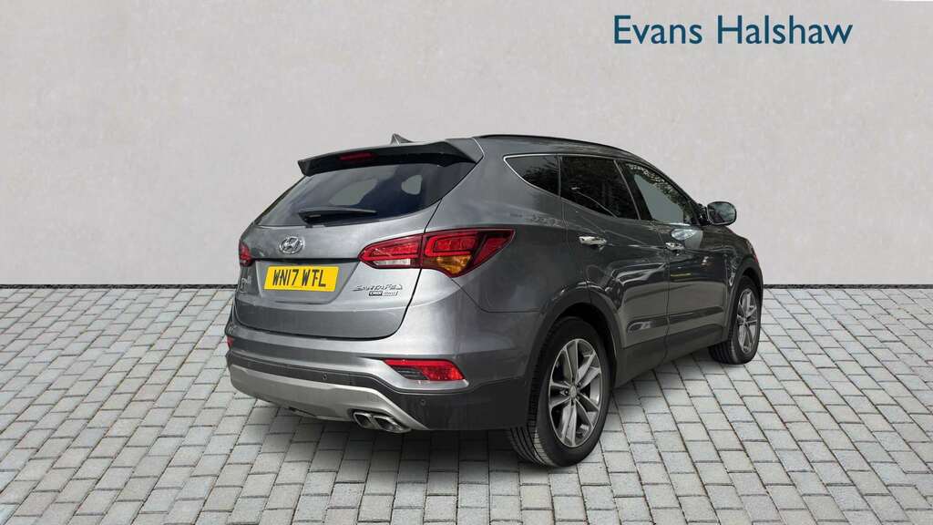 Hyundai Santa Fe 2.2 Crdi Blue Drive Premium Se 7 Seats 2017 Silver #3