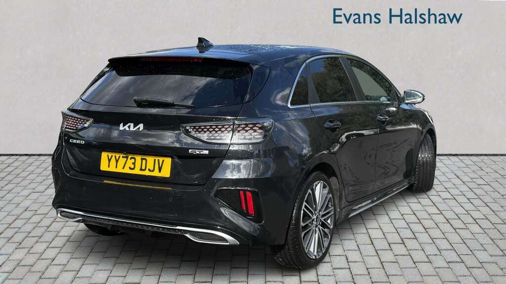 Kia Ceed 1.5T Gdi Isg Gt-line S 2023 Black #4