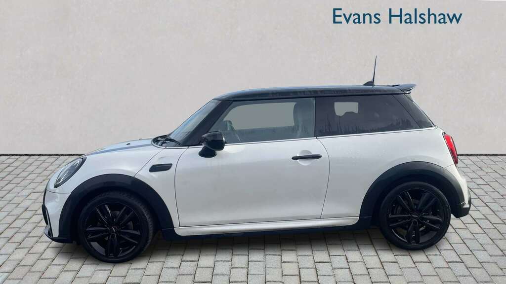 Mini Hatch 1.5 Cooper Sport Premium 2024 White #6