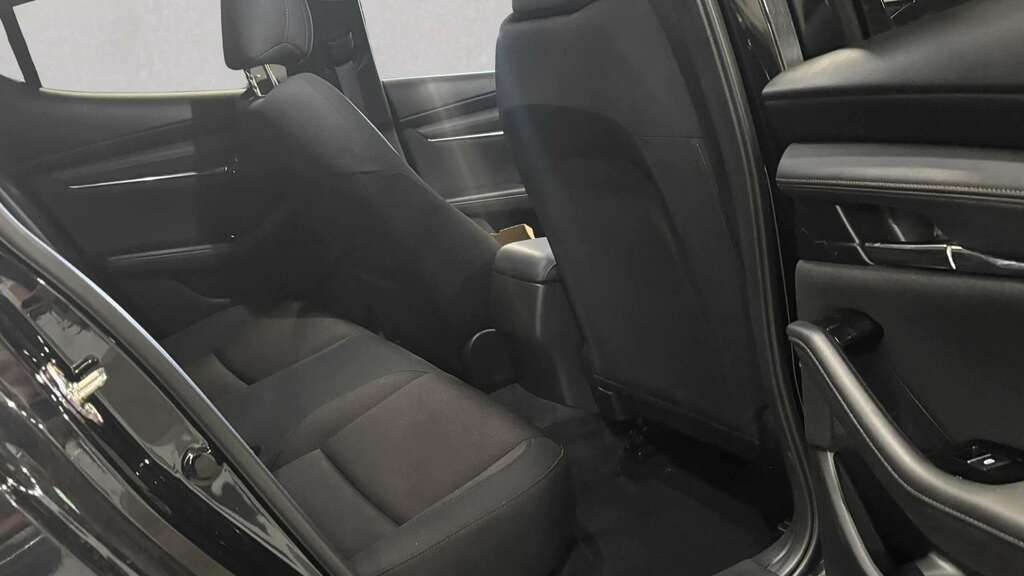 Mazda 3 2.5 E-skyactiv G Mhev 140 Exclusive-line Black #4