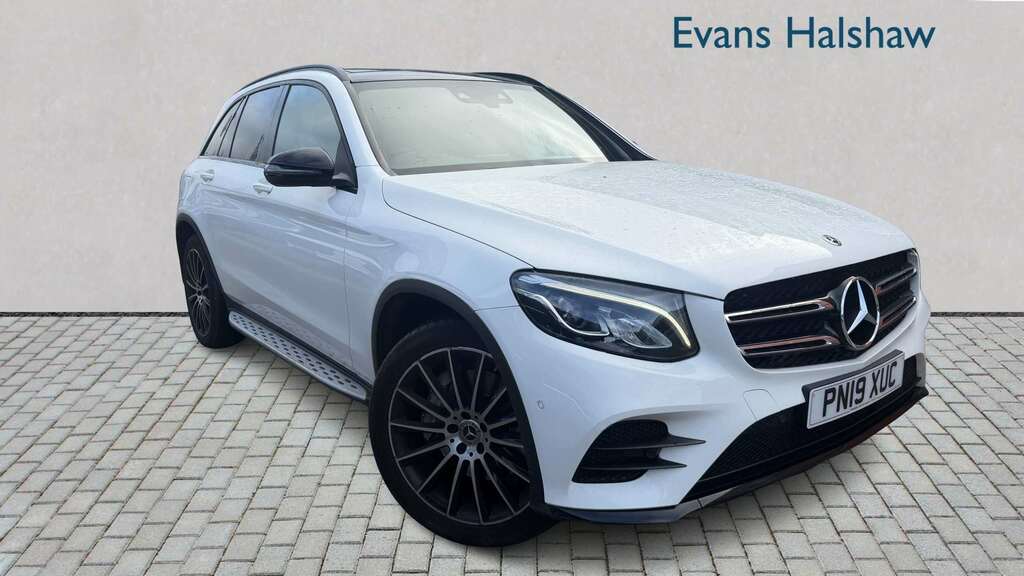 Mercedes-Benz GLC Class 220D 4Matic Amg Night Edition 9G-tronic 2019 White