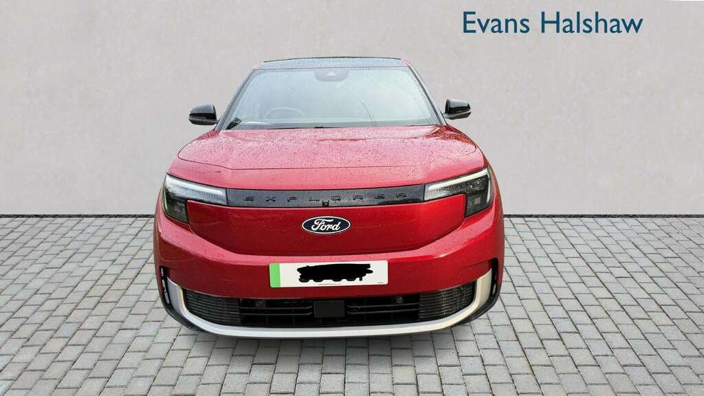 Ford Explorer 210Kw Premium 77Kwh 2025 Red #3