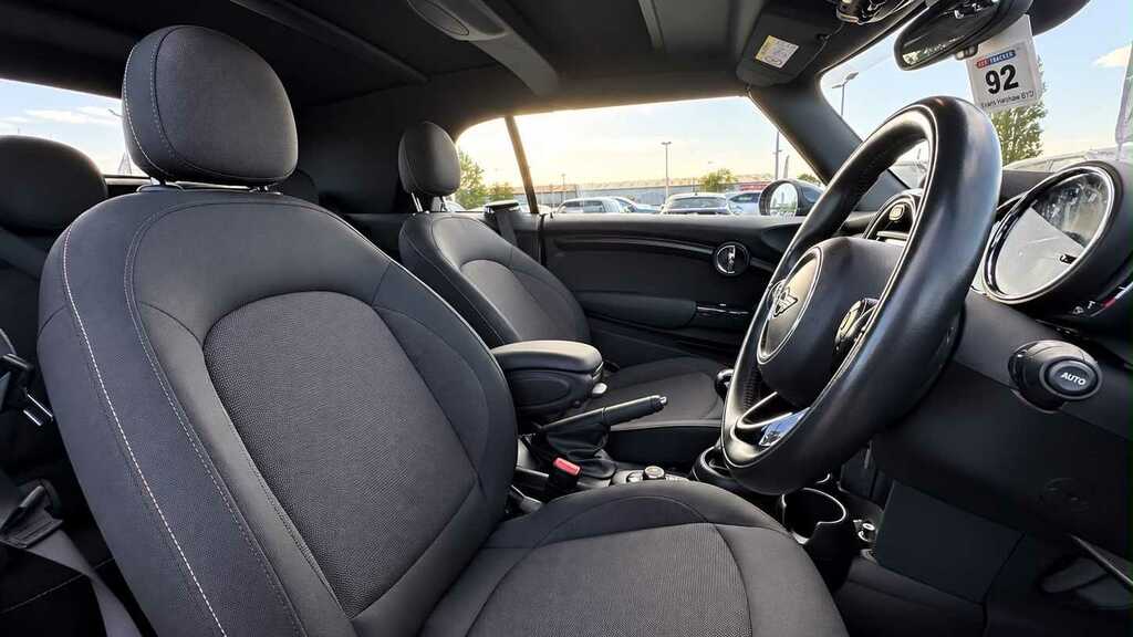 Mini Convertible 1.5 Cooper Classic II 2019 Blue #3