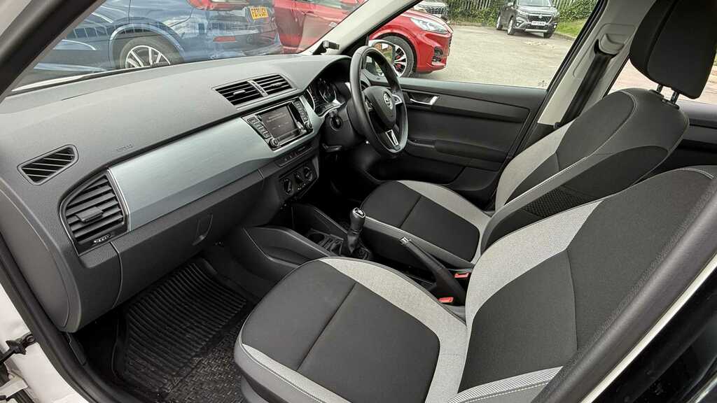 Skoda Fabia 1.0 Tsi Colour Edition Blue #9