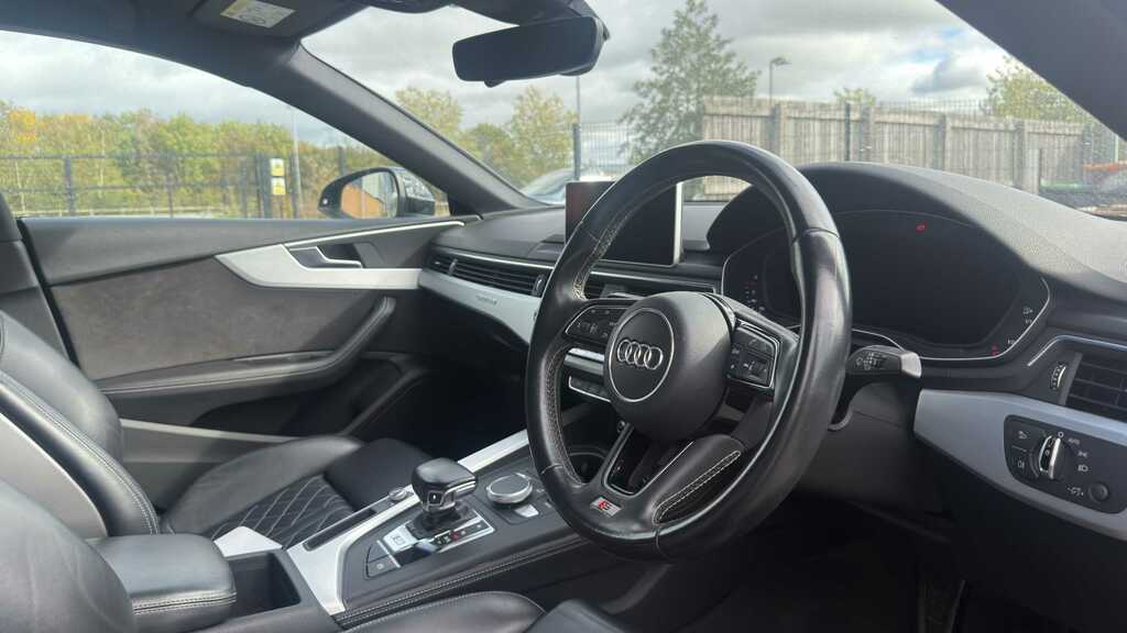 Audi A5 S5 Quattro Tiptronic 2017 Black #2