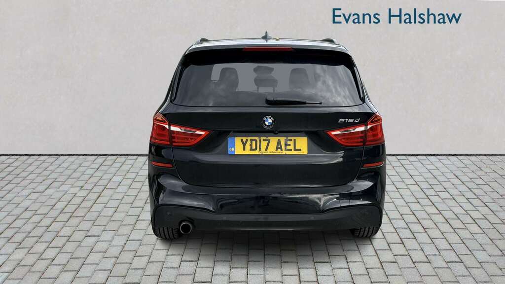 BMW 2 Series 218D M Sport 2017 Black #3