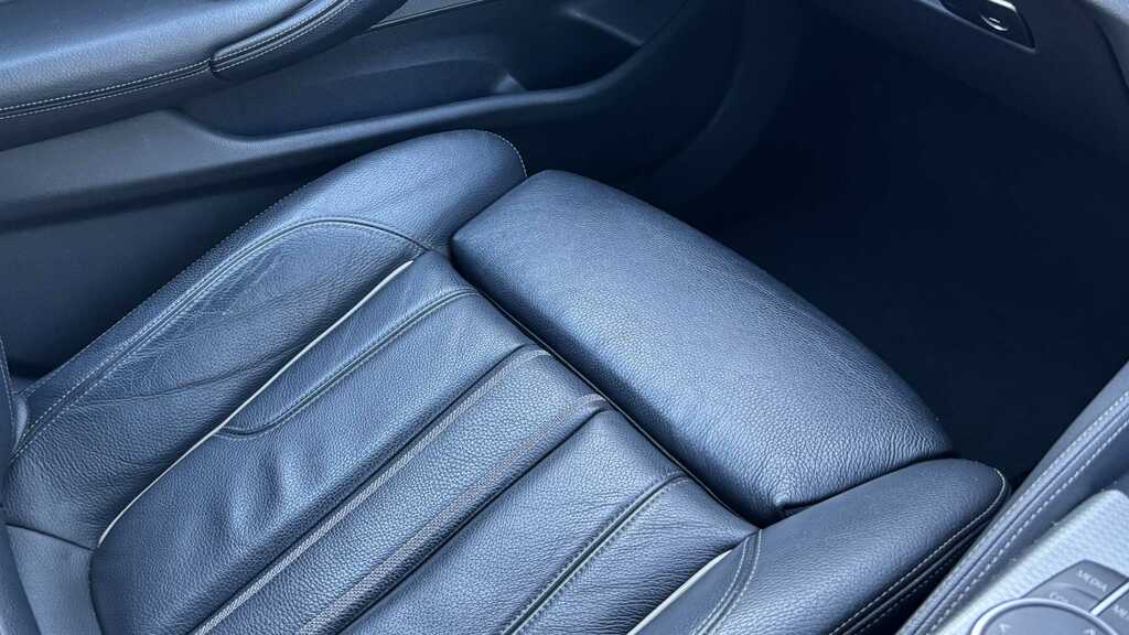BMW 5 Series 520D M Sport Blue #26
