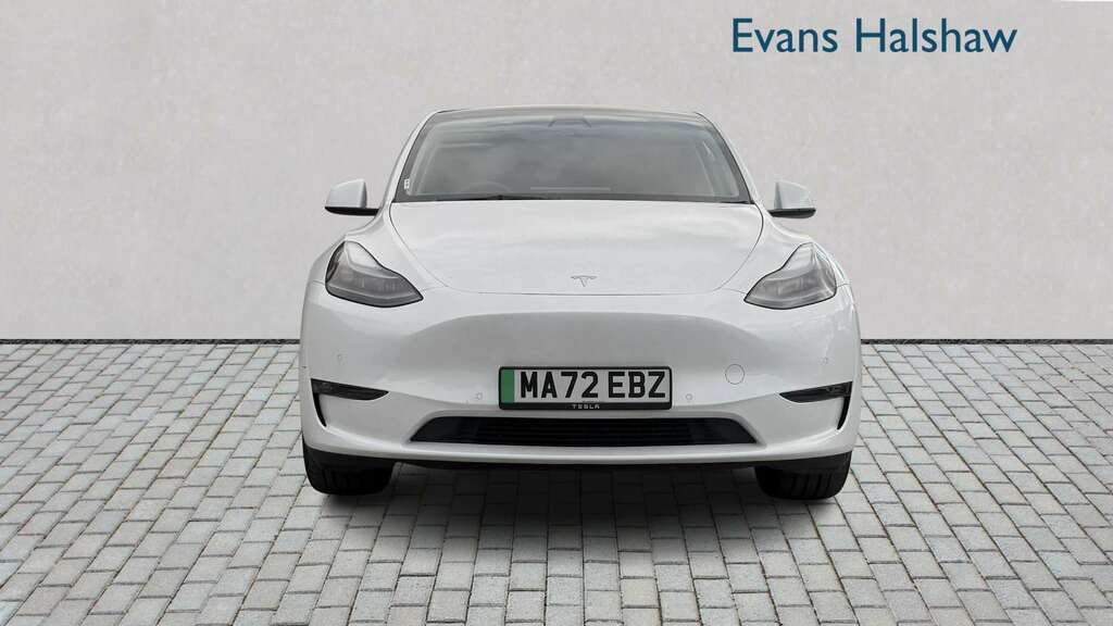 Tesla Model Y Long Range Awd 2022 White #4